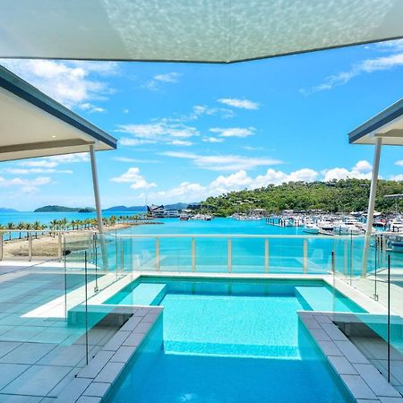 Pavillions Penthouse 25 - Luxury Waterfront Apartment With Private Roof Top Pool And Buggy Хамилтън Айлънд Екстериор снимка