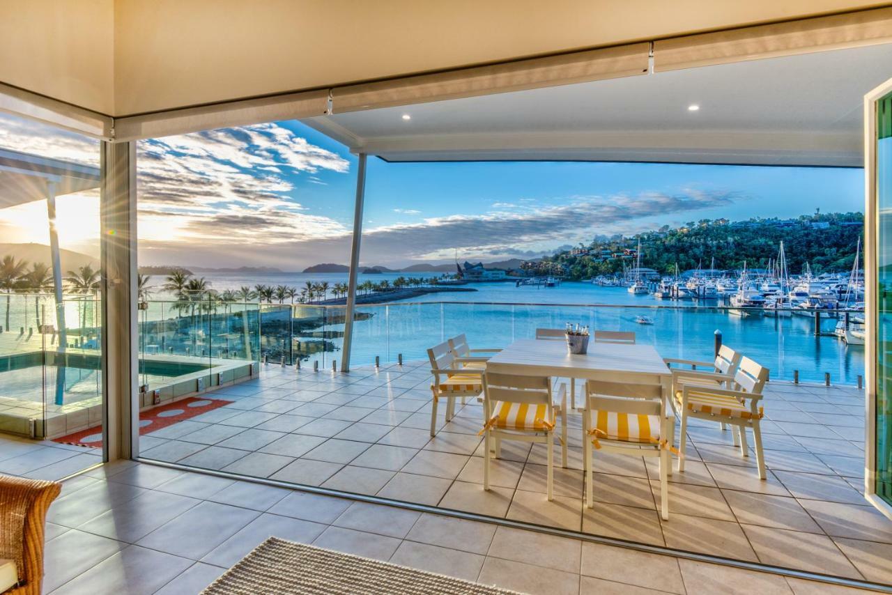 Pavillions Penthouse 25 - Luxury Waterfront Apartment With Private Roof Top Pool And Buggy Хамилтън Айлънд Екстериор снимка