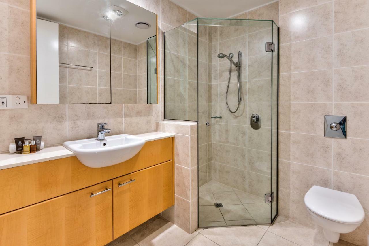 Pavillions Penthouse 25 - Luxury Waterfront Apartment With Private Roof Top Pool And Buggy Хамилтън Айлънд Екстериор снимка